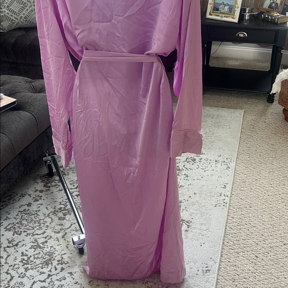 Skims woven shine sleep robe - Picture 7 of 10